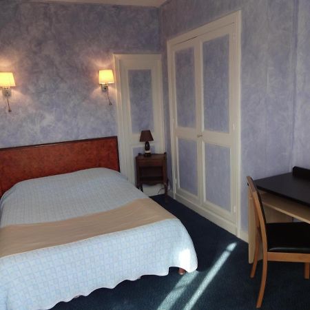 Hotel La Champagne Ardenne Кабур Екстериор снимка